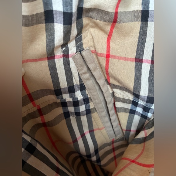 Burberrys’ Vintage Khaki Trench Coat, Men’s Size 40 Regular-Quality Made-Pre ‘99 - Picture 12 of 16